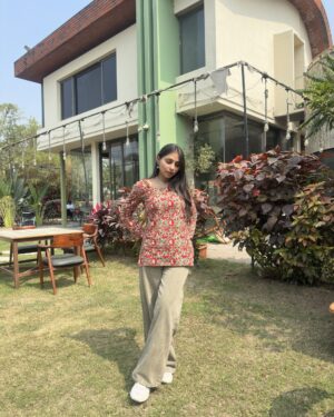 Red Bloom Everyday Kurti